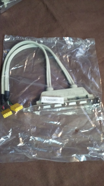 4 Port USB with back plate and cable with connectors